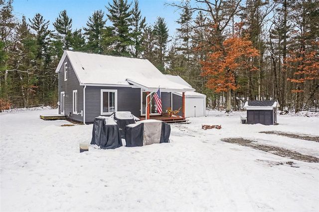 3921 S Laurel Drive, White Cloud, MI 49349