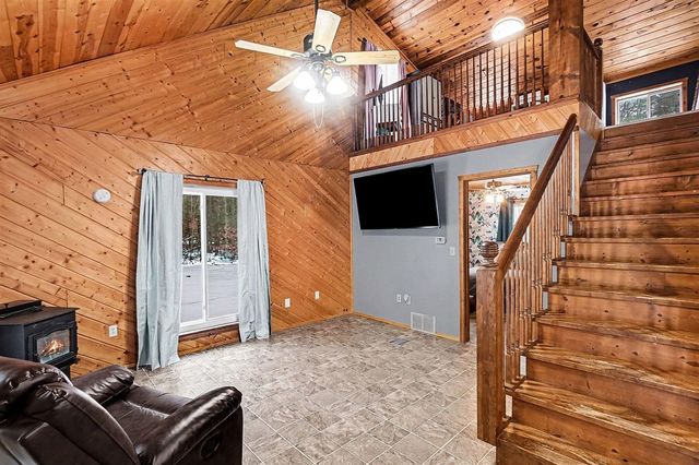 3921 S Laurel Drive, White Cloud, MI 49349