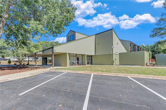 710 Jesse Jewell SE Parkways 110, Gainesville, GA 30501