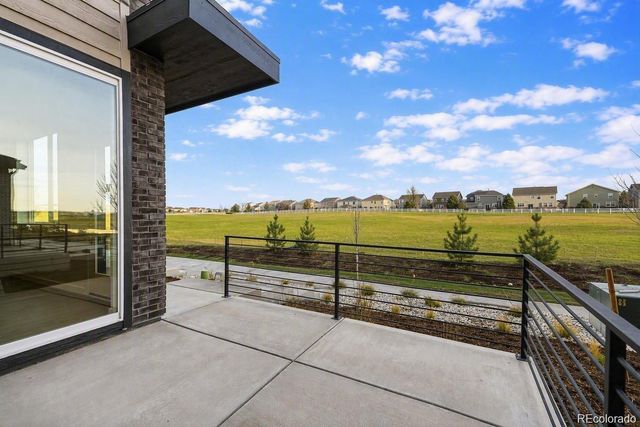 1232 S Algonquian Street, Aurora, CO 80018