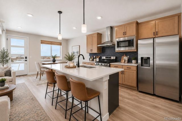 1232 S Algonquian Street, Aurora, CO 80018