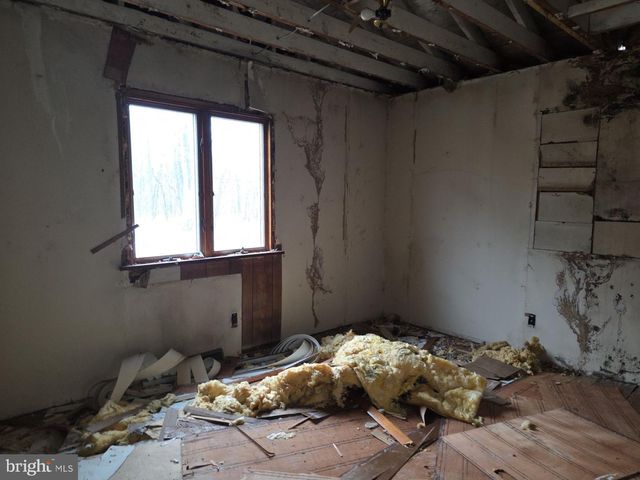 1930 MCCALL AVE, Mays Landing, NJ 08330