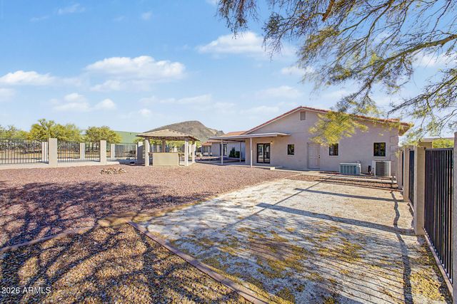 43211 N 16TH Street, New River, AZ 85087
