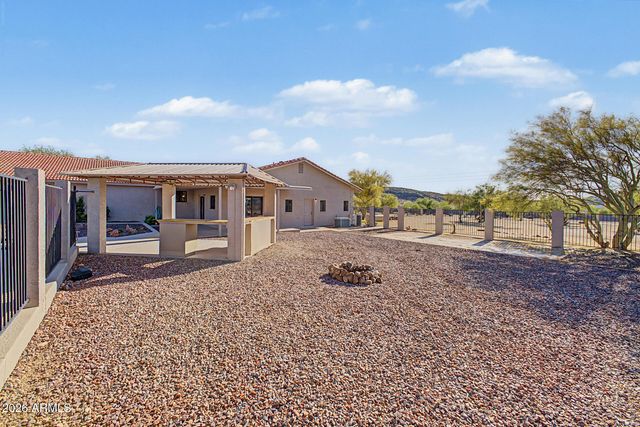 43211 N 16TH Street, New River, AZ 85087