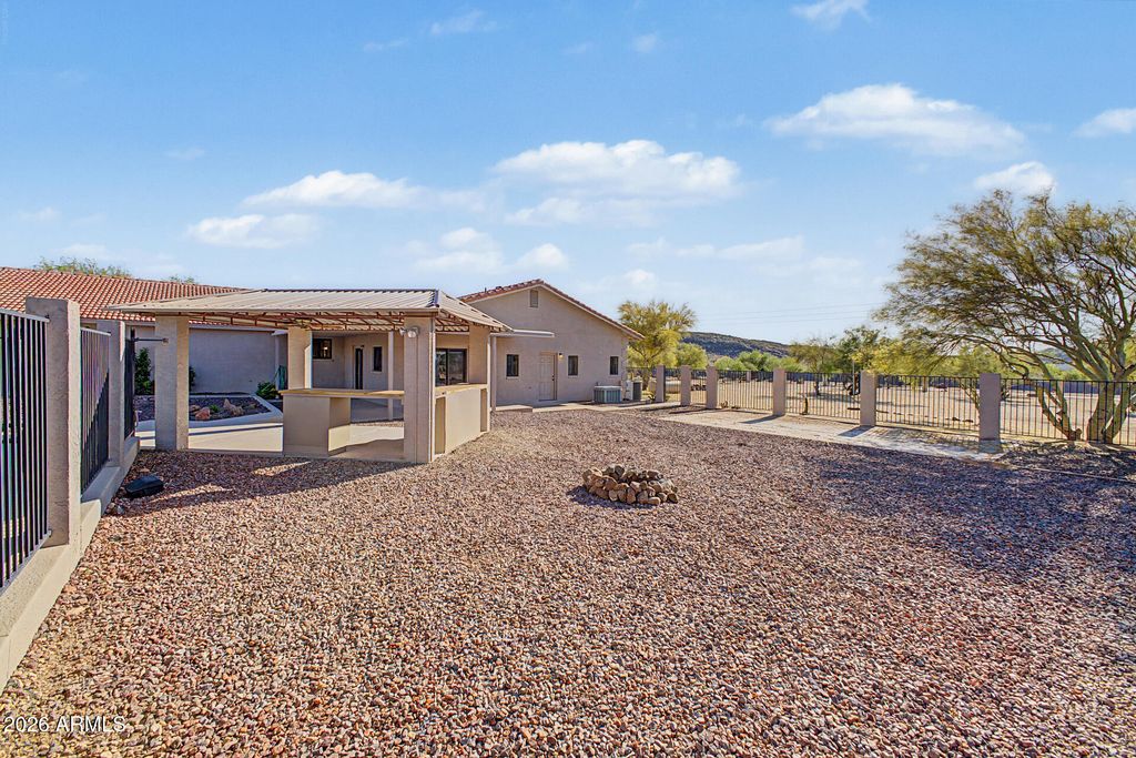 Image 30 of property listing at 43211 N 16TH Street, New River, AZ 85087