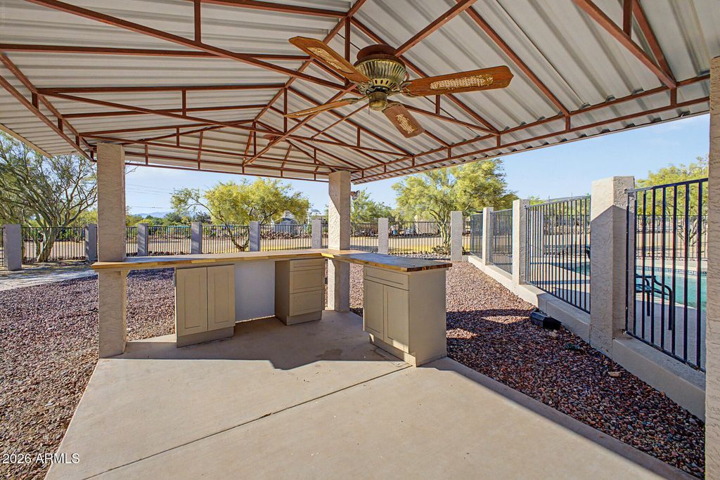 Image 33 of property listing at 43211 N 16TH Street, New River, AZ 85087