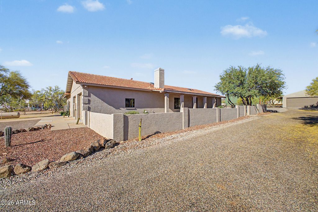 Image 42 of property listing at 43211 N 16TH Street, New River, AZ 85087