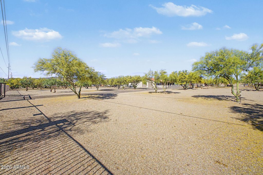 Image 49 of property listing at 43211 N 16TH Street, New River, AZ 85087