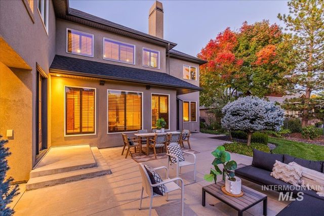 1479 W Oakhampton Dr, Eagle, ID 83616