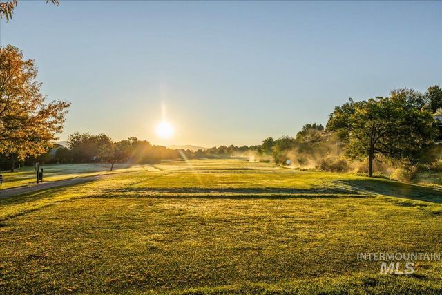 1479 W Oakhampton Dr, Eagle, ID 83616