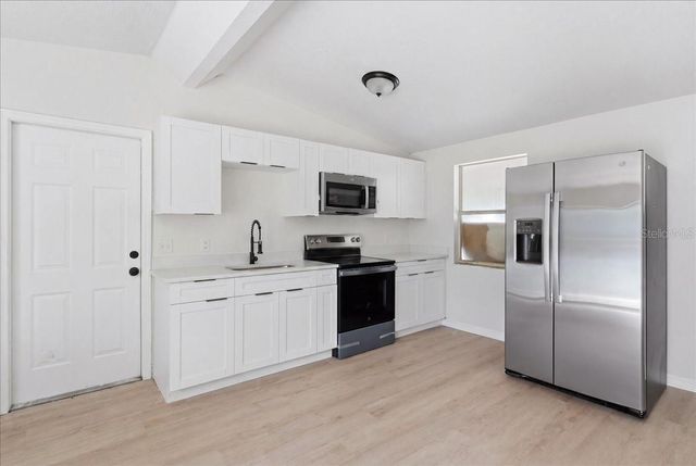 2515 HEBB ROAD, Auburndale, FL 33823