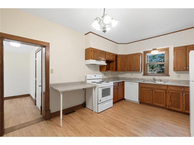 103 S 6th Street, River Falls, WI 54022