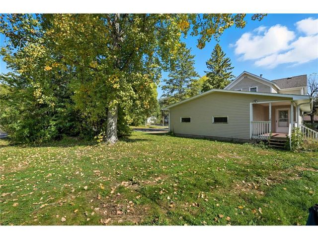 103 S 6th Street, River Falls, WI 54022