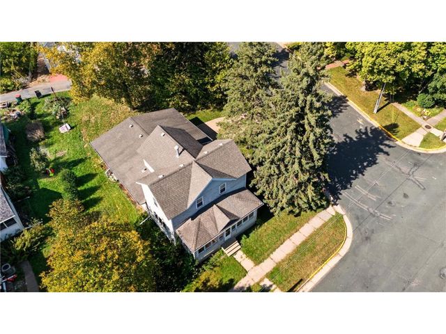 103 S 6th Street, River Falls, WI 54022