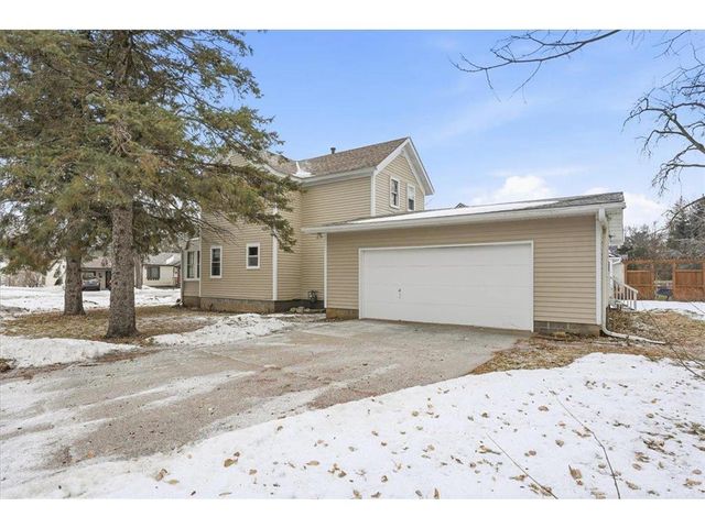 103 S 6th Street, River Falls, WI 54022