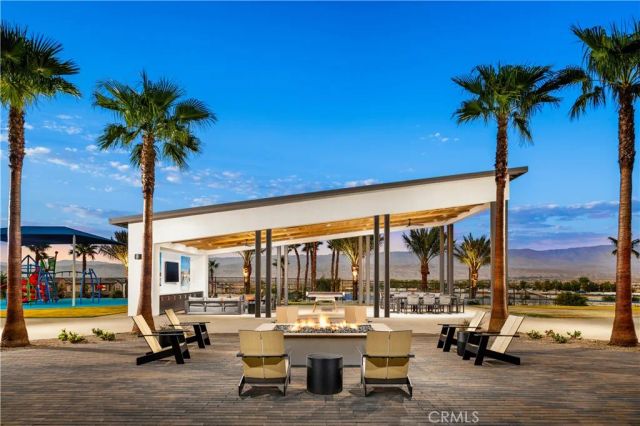 75157 Radford Drive, Palm Desert, CA 92211