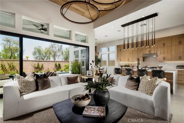 75157 Radford Drive, Palm Desert, CA 92211