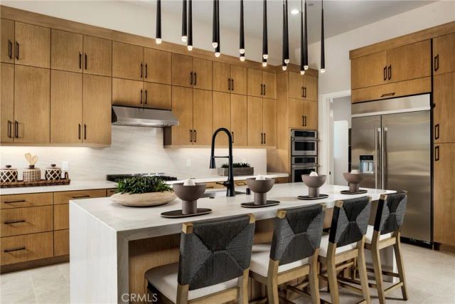 75157 Radford Drive, Palm Desert, CA 92211