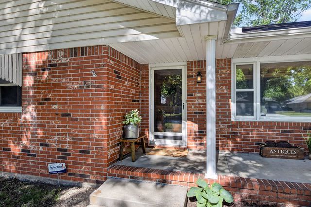 1509 N Westgate St, Wichita, KS 67212