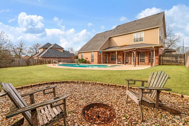 512 Brookes Way, Reno, TX 75462