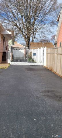 44 Vernon Street, Stratford, CT 06615