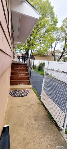 44 Vernon Street, Stratford, CT 06615