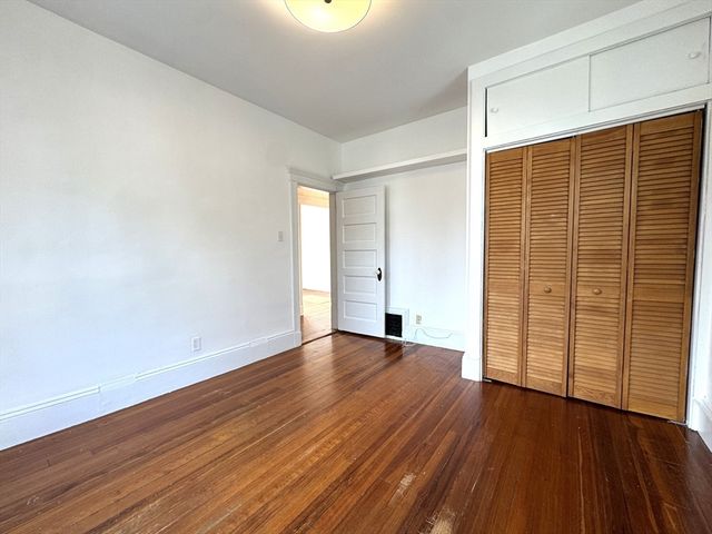 67 Washburn Ave. 2, Cambridge, MA 02140