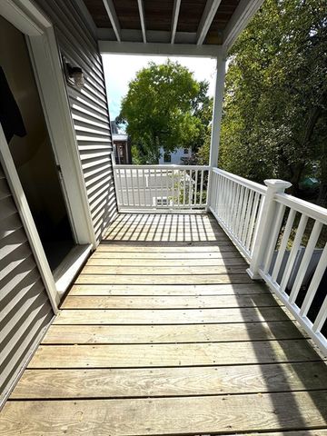 67 Washburn Ave. 2, Cambridge, MA 02140