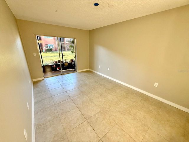 4805 ALT 19 111, Palm Harbor, FL 34683