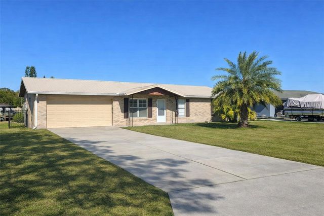 1636 JUNO TRAIL, Astor, FL 32102