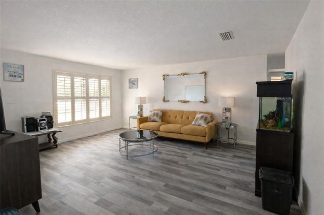 1636 JUNO TRAIL, Astor, FL 32102