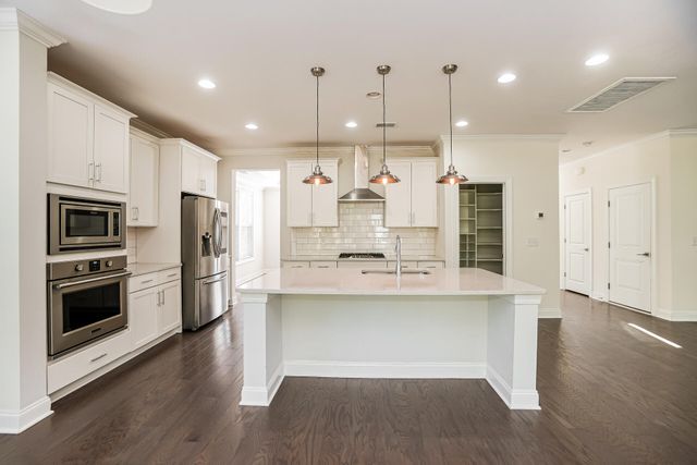 1557 Fort Palmetto Circle, Mount Pleasant, SC 29466