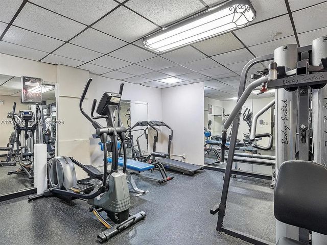 2450 NE 135th Street 208, North Miami, FL 33181