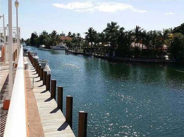 2450 NE 135th Street 208, North Miami, FL 33181