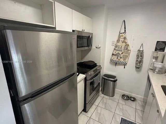 2450 NE 135th Street 208, North Miami, FL 33181