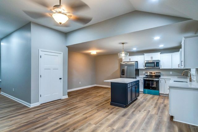 433 Wyldwood Way, Berea, KY 40403