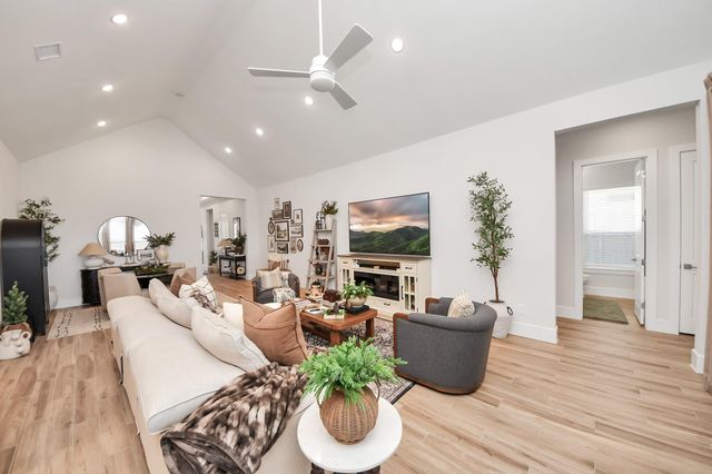 3237 Highland Gate Drive, League City, TX 77573