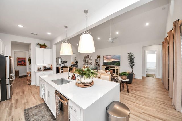 3237 Highland Gate Drive, League City, TX 77573