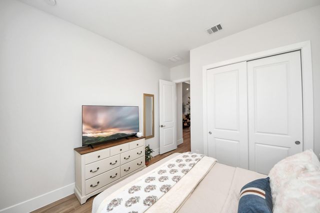 3237 Highland Gate Drive, League City, TX 77573