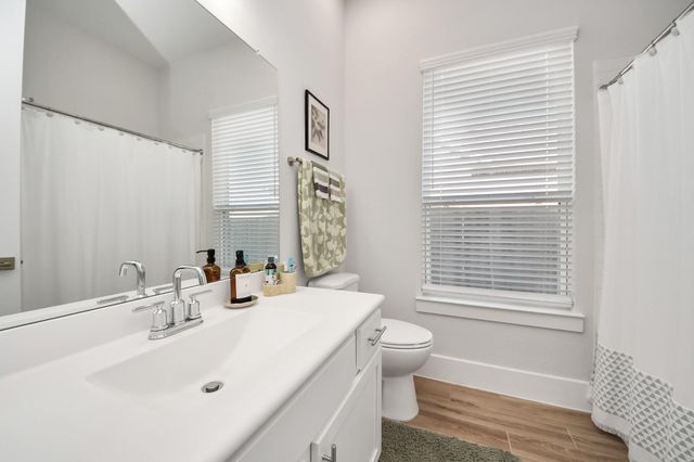 3237 Highland Gate Drive, League City, TX 77573