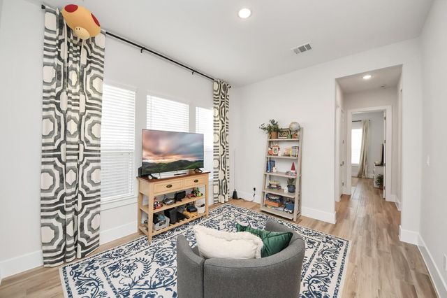 3237 Highland Gate Drive, League City, TX 77573