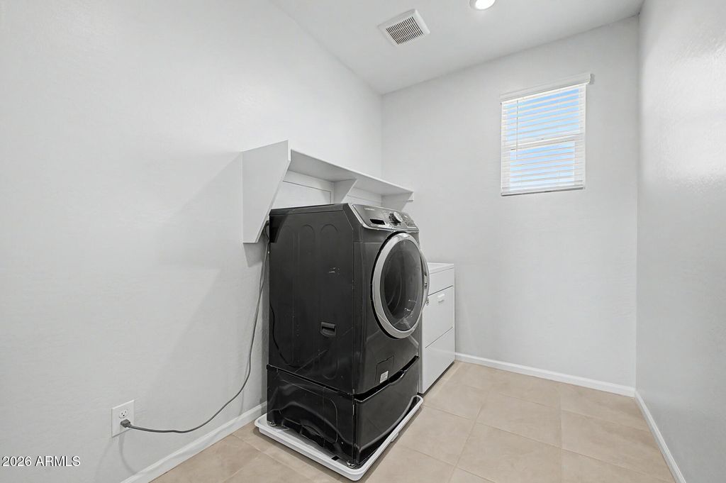 18068 W CAMINO DE ORO --, Surprise, AZ 85387 — photo 2