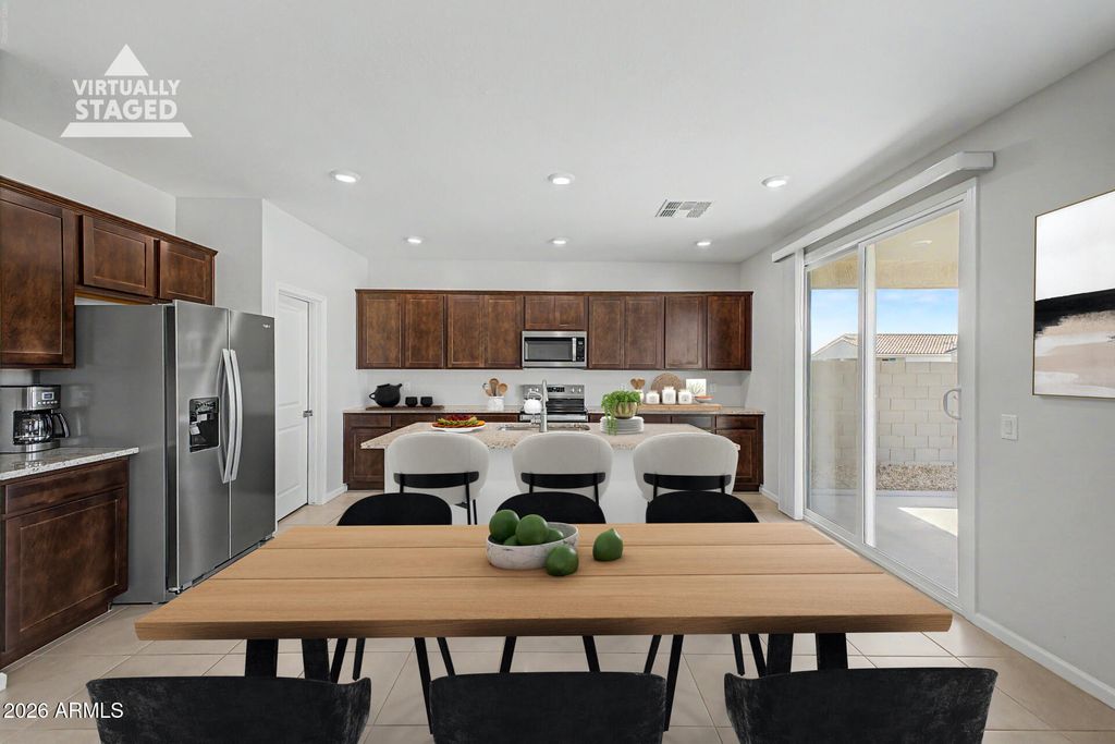 18068 W CAMINO DE ORO --, Surprise, AZ 85387 — photo 4
