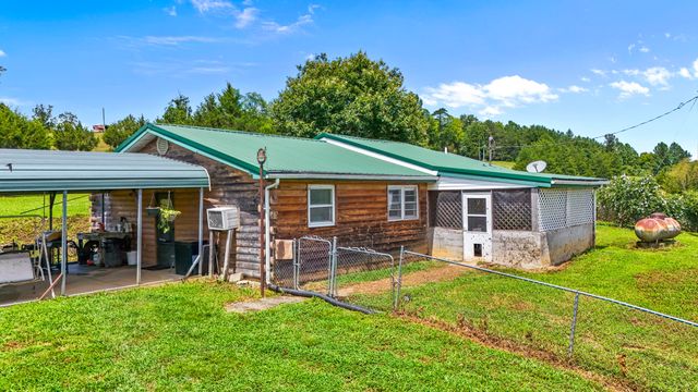 5119 Shoemaker Ridge Ridge, Zoe, KY 41397