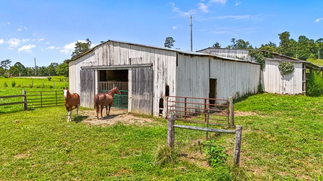 5119 Shoemaker Ridge Ridge, Zoe, KY 41397