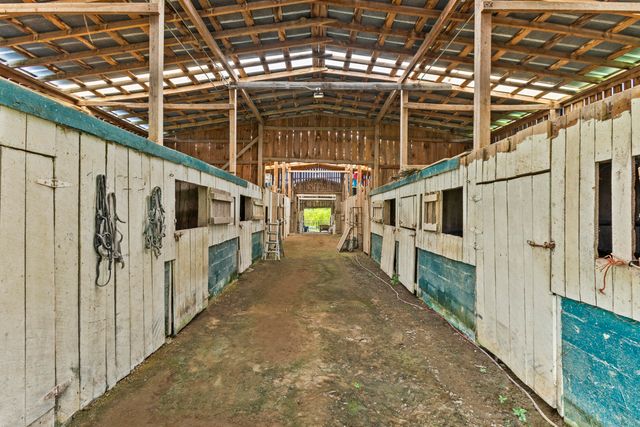 5119 Shoemaker Ridge Ridge, Zoe, KY 41397