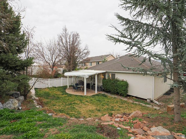 6034 S FAMILY TREE PL, Taylorsville, UT 84123