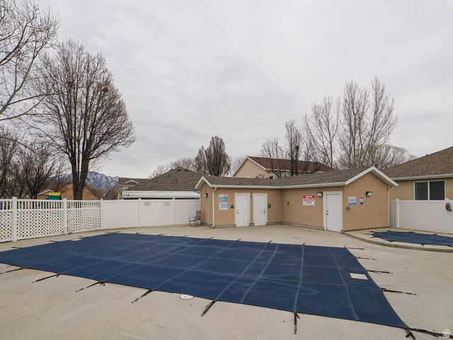 6034 S FAMILY TREE PL, Taylorsville, UT 84123