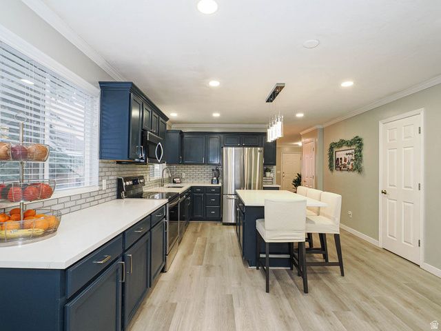 6034 S FAMILY TREE PL, Taylorsville, UT 84123