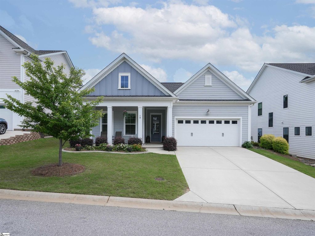19 Moray Place, Simpsonville, SC 29681